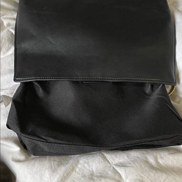 Mango | MNG | Black | 50% Bovine Leather | Clutch with Gold Ring/Tassel Accent - Picture 10 of 15